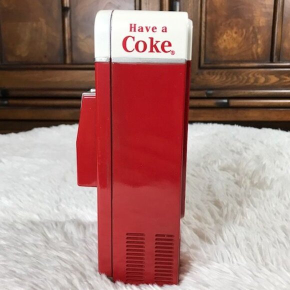 NWOT Vintage Coca-Cola Vending Machine Metal Coin Bank - Picture 2 of 11